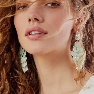FREE PEOPLE Mother Of Pearl Dangling Earrings statement earrings NEW